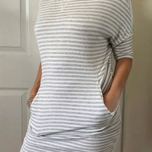 Lou & Grey Signature Soft Pocket Dress